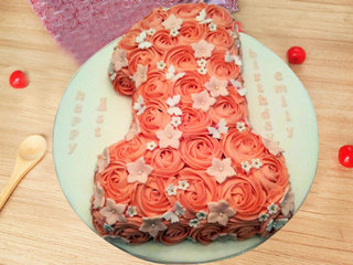 Rose Theme No 1 Cake for First Birthday and Anniversary