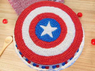 Round-Shaped Captain America Cake