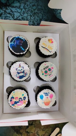 Personalised Bday cupcakes