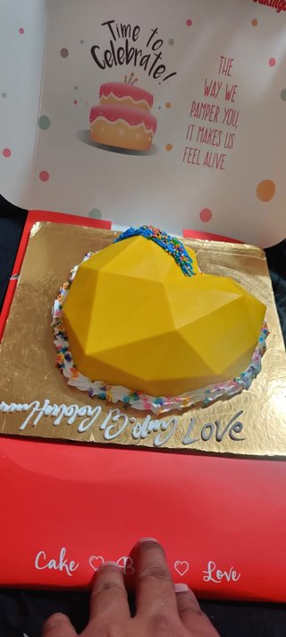 Pineapple Diamond Heart Pinata Cake