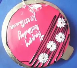 Scrumptious Strawberry Cake
