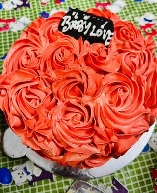 Rosey Cake Of Love