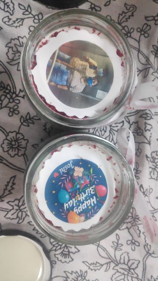 Personalised Red Velvet Jar Cakes