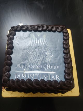 Game Of Thrones Square Poster Cake 3