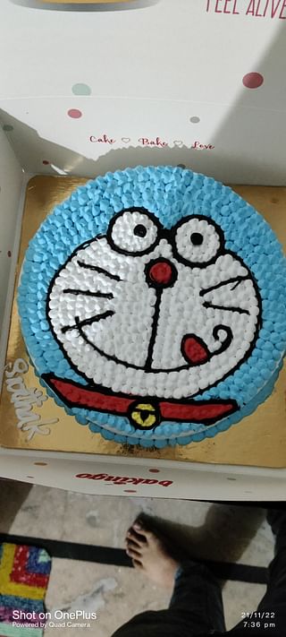 Doraemon Cream Cake