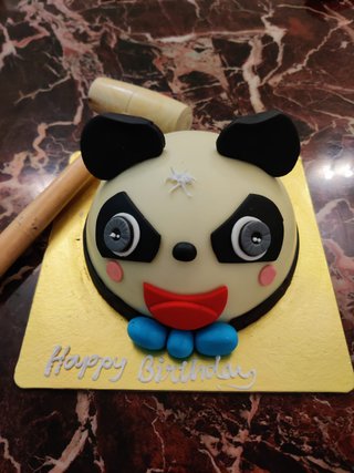 Cute Panda Pinata Cake
