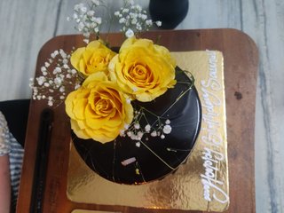 Chocolate Cake With Yellow Blooms