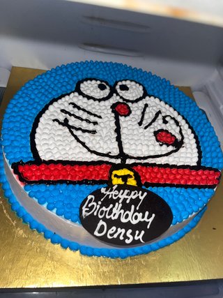 Doraemon Cream Cake