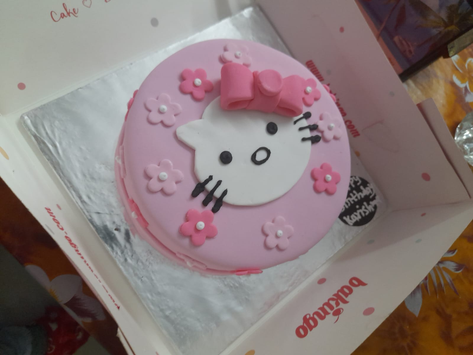 Hello Kitty Abstract Pink Stroke Cake – Honeypeachsg Bakery