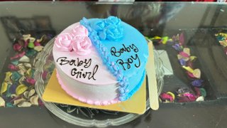 Baby Girl Or Boy Cake