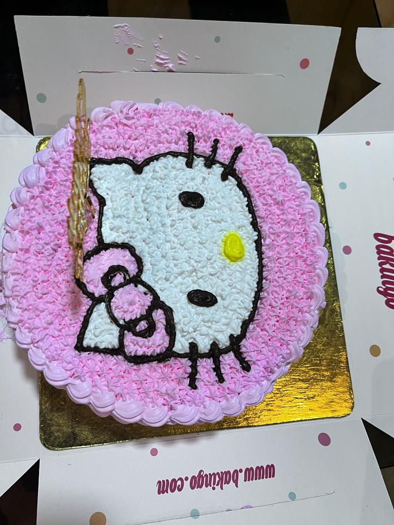 White Forest Kitty Cake – Magic Bakers, Delicious Cakes