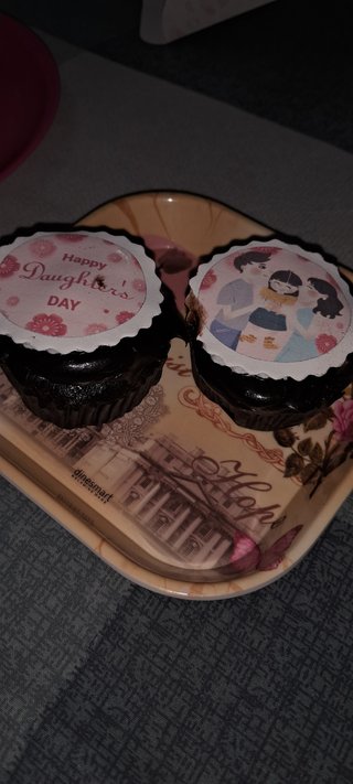 Daughters Day Special Frosted Poster Cupcakes