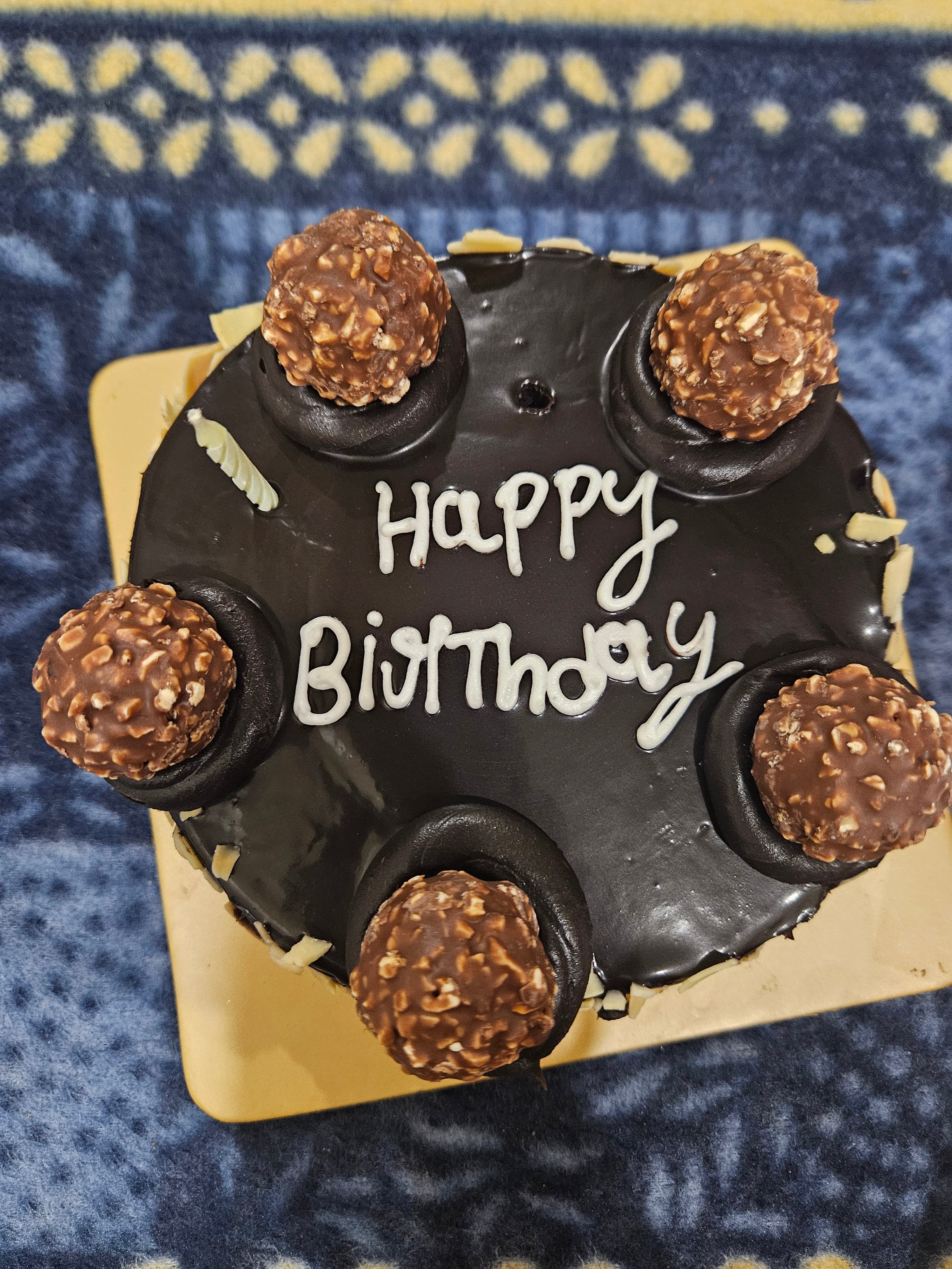 Ferrero Rocher Cake - Pink Strawberry