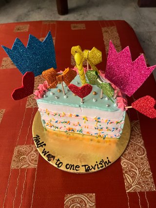 Colourful Pineapple Half Cake