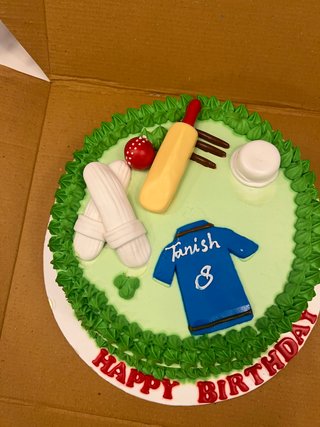 Cream Fondant Cricket Field Cake