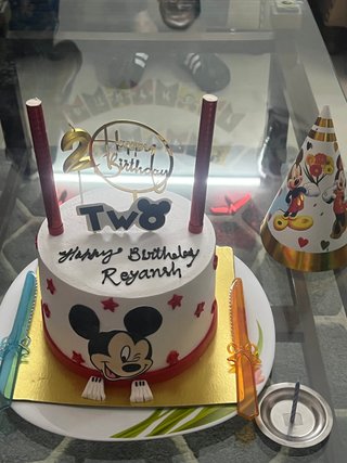 Mickey Mouse Fondant Stars Cake