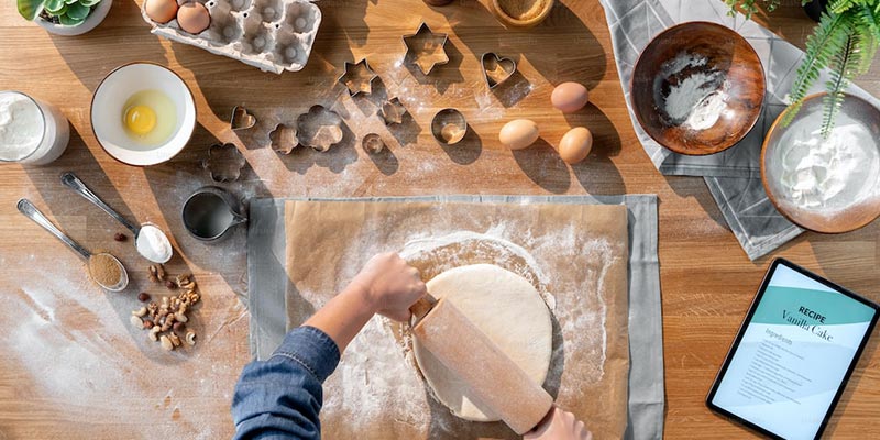 Gift Ideas for Moms Who Love to Bake