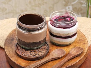Chocolate Mousse Blueberry Jar Cake