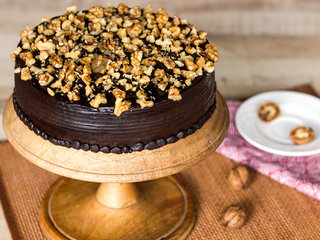 Chocolate Nut Cake
