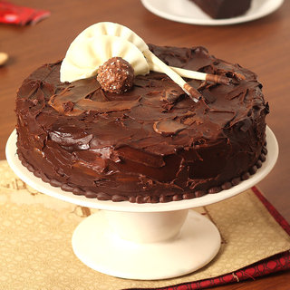Couverture Hazelnut Chocolate Cake in Ghaziabad