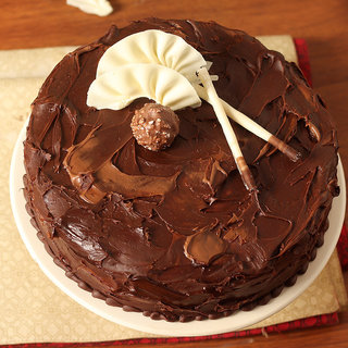 Zoom View of Couverture Hazelnut Chocolate Cake