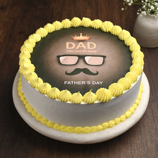 Round Fathers Day King Photo Cake