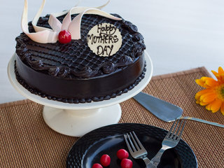 Celebrate Mothers Day With Choco Truffle Cake