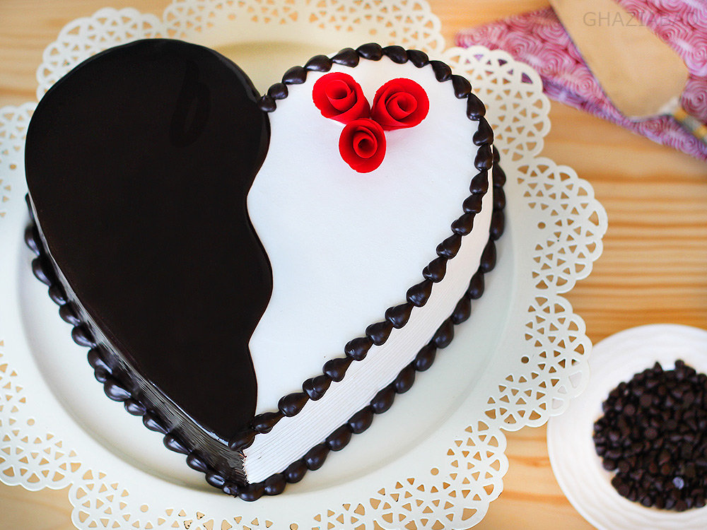 Buy Heart Shaped Fantasy Cake My Chocolate Half