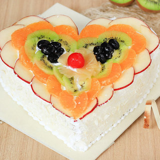 Heart Of Fruits Cake in Noida