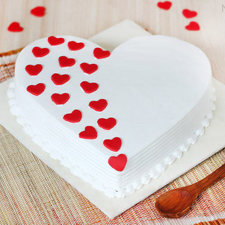 Vanilla Inspiration - Heart Shaped Vanilla Cake in Noida