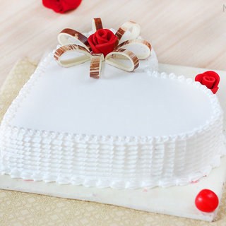 Side View of Simple Taste Of Love - Heart Shaped Vanilla Cake in Noida