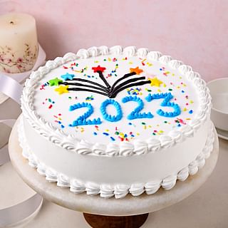 New Year Vanilla Cake