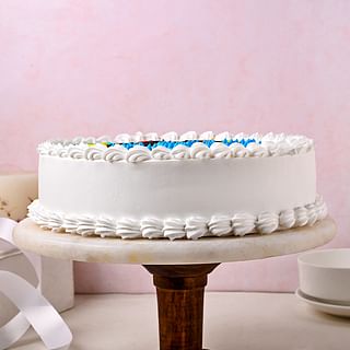 New Year Vanilla Cake