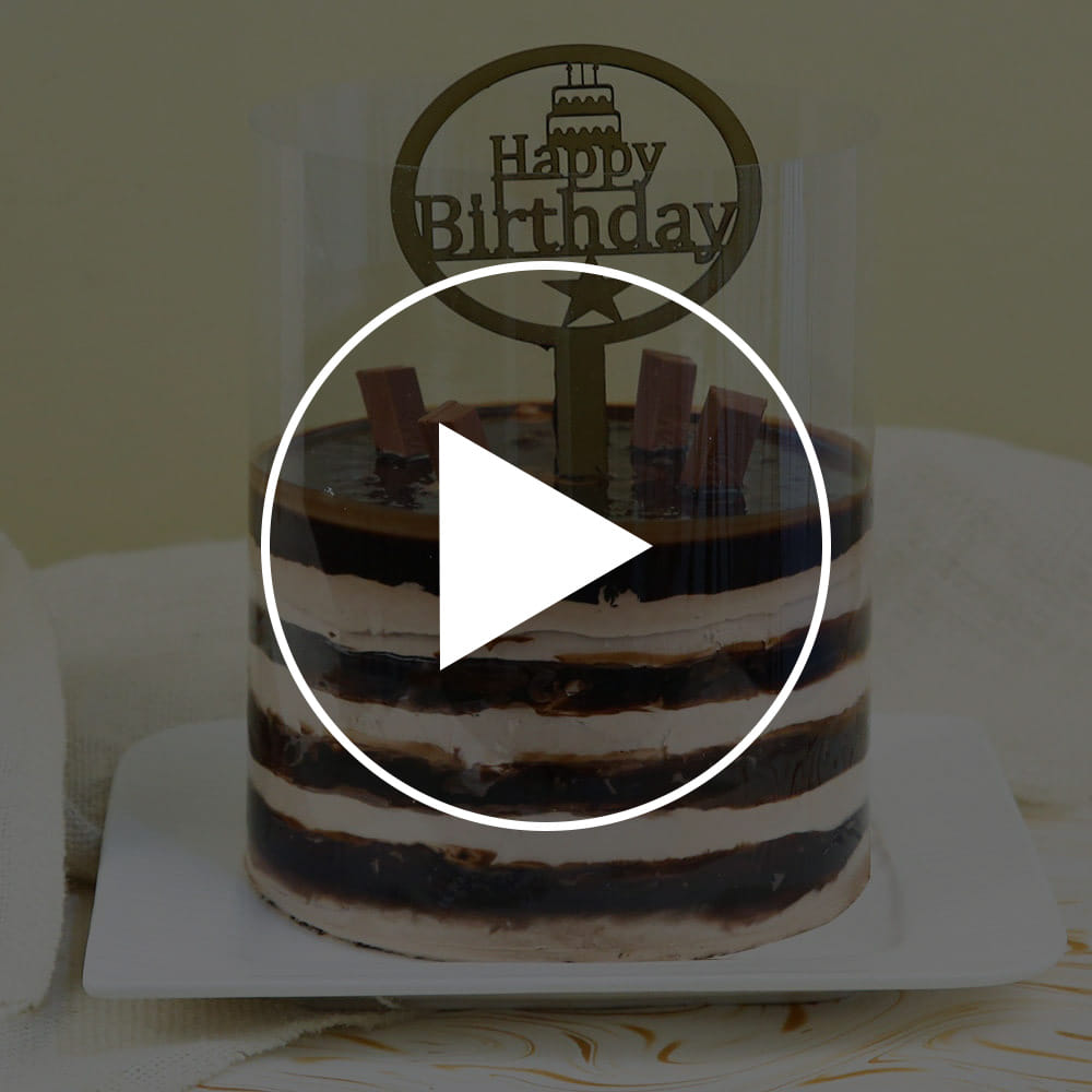 KitKat Pull Me Up Birthday Cake