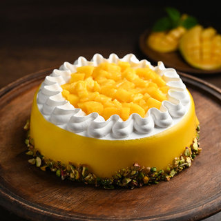 Online Cake Delivery of Pulpy Mango Cream Cake