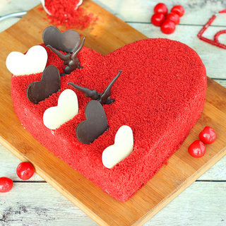 Hearty Velvet Love Cake in Ghaziabad