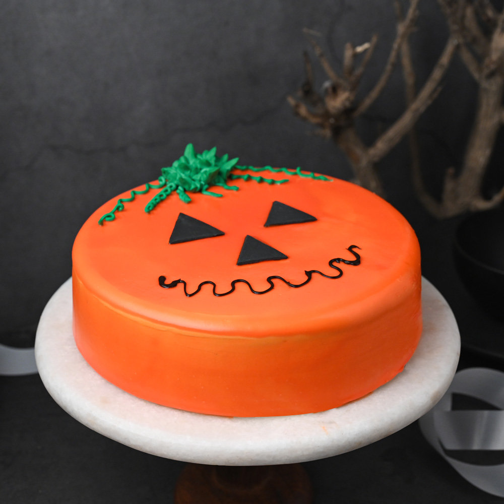 27 Halloween Birthday Cakes | MyRecipes