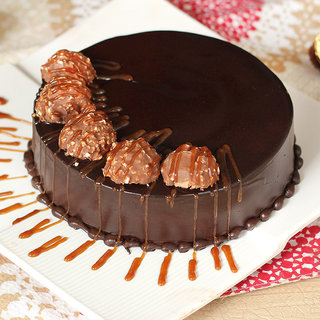 Chocolate Ferrero Rocher Cake in Ghaziabad