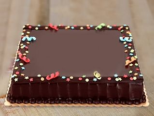 Big Rectangle Cake For Any Celebration Big Rectangle Cake For Any Celebration