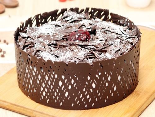 Buy Choco Black Forest Cake Dainty Black Forest Cake 6,902 likes · 72 talking about this · 87 were here. dainty black forest cake