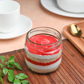 Strawberry Single Jar Cake