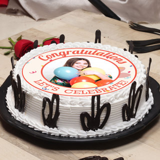 Top view of Congratulations Personalised Cake