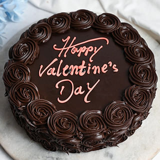 Valentine's Day Cake Online | Buy/Send Valentine Cakes In India | Bakingo