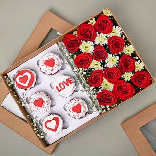 Cupcakes with Roses Hampers For Valentines Day 
