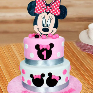 Multi flavored minnie mouse theme cake