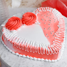 Rose Strawberry Cake