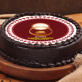 Lateral View of Sweet Karwa Chauth Blessing Cake