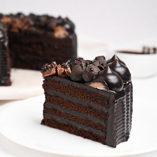 Snickers Cake Pastry Online