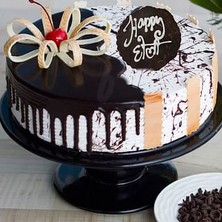 Round Shaped Choco Vanilla Cake