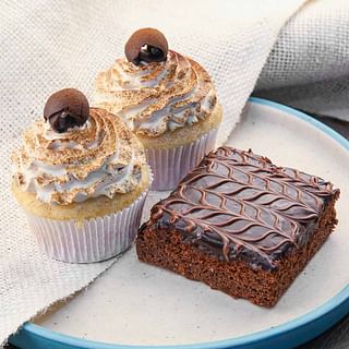 Assortment Of Cupcakes N Brownie